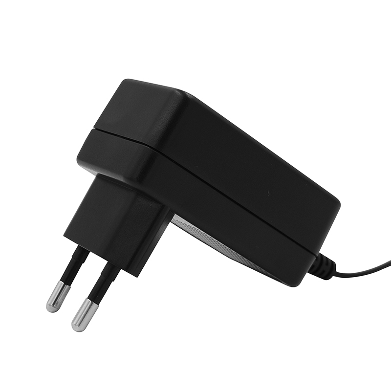 15W帶線電源適配器（歐規）