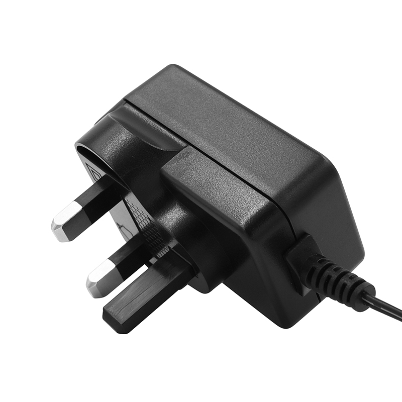 15W帶線電源適配器（英規(guī)）