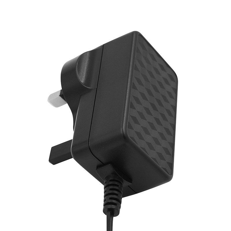 15W帶線電源適配器（英規(guī)）