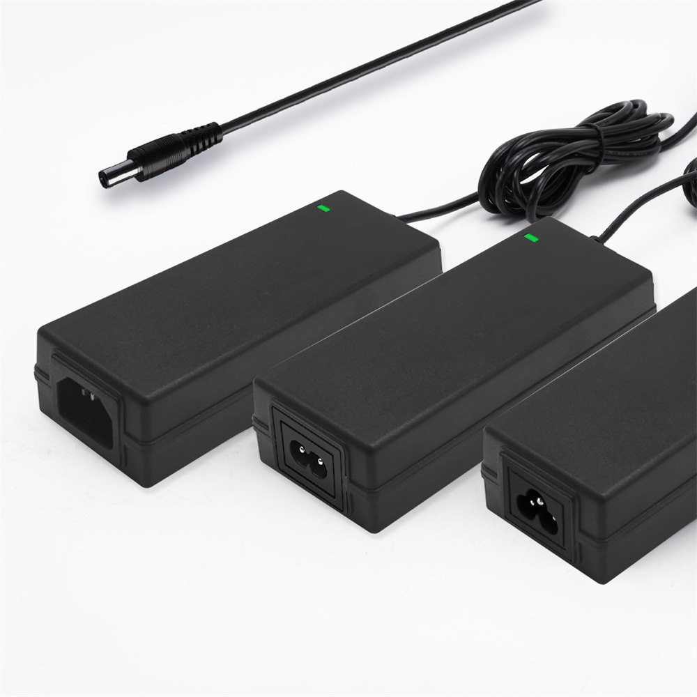 65W桌面式電源適本器