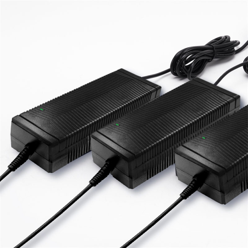 420W系列鉛酸電池充電器